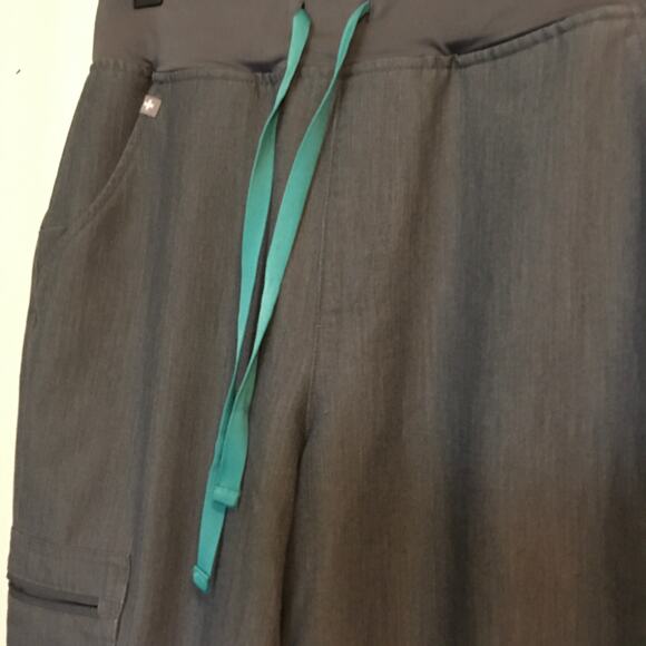 Figs High Waisted Zamora Joggers - Graphite Medium Petite - Picture 2 of 7